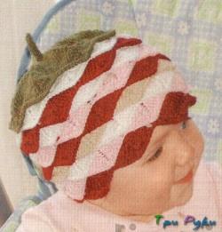 «Ягодная» шапочка для малыша