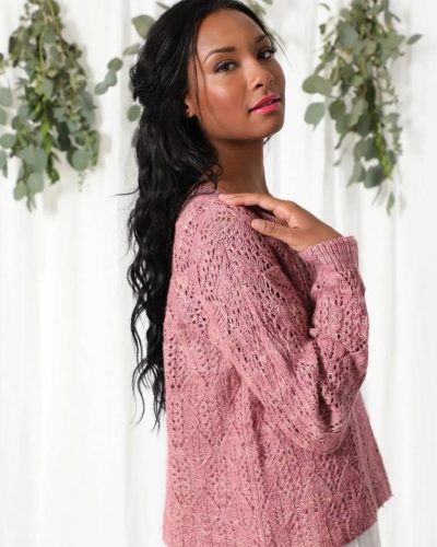 Элегантный свитер из нежно розовой пряжи 25