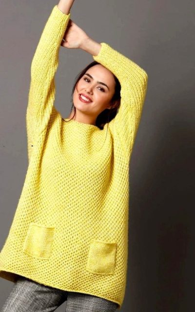 Теплый и стильный свитер ярко-желтого цвета 17